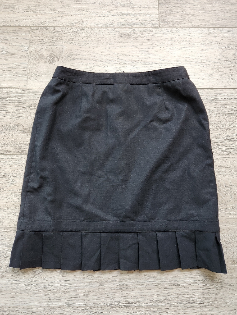 Express Black Pleated Hem Skirt Womens 8 Career Business Casual